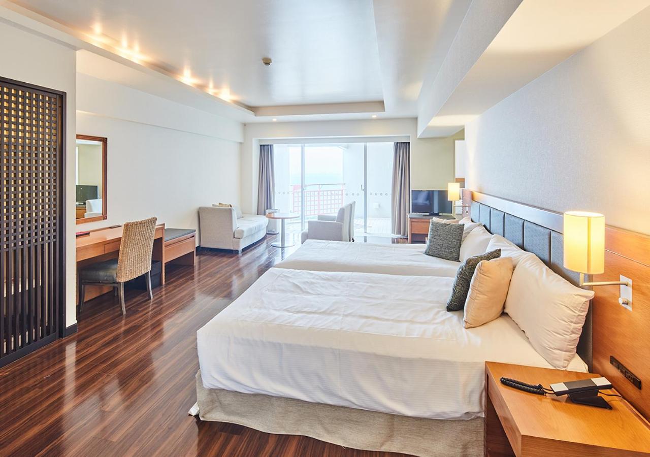 Hotel Mahaina Wellness Resorts Okinawa Buitenkant foto