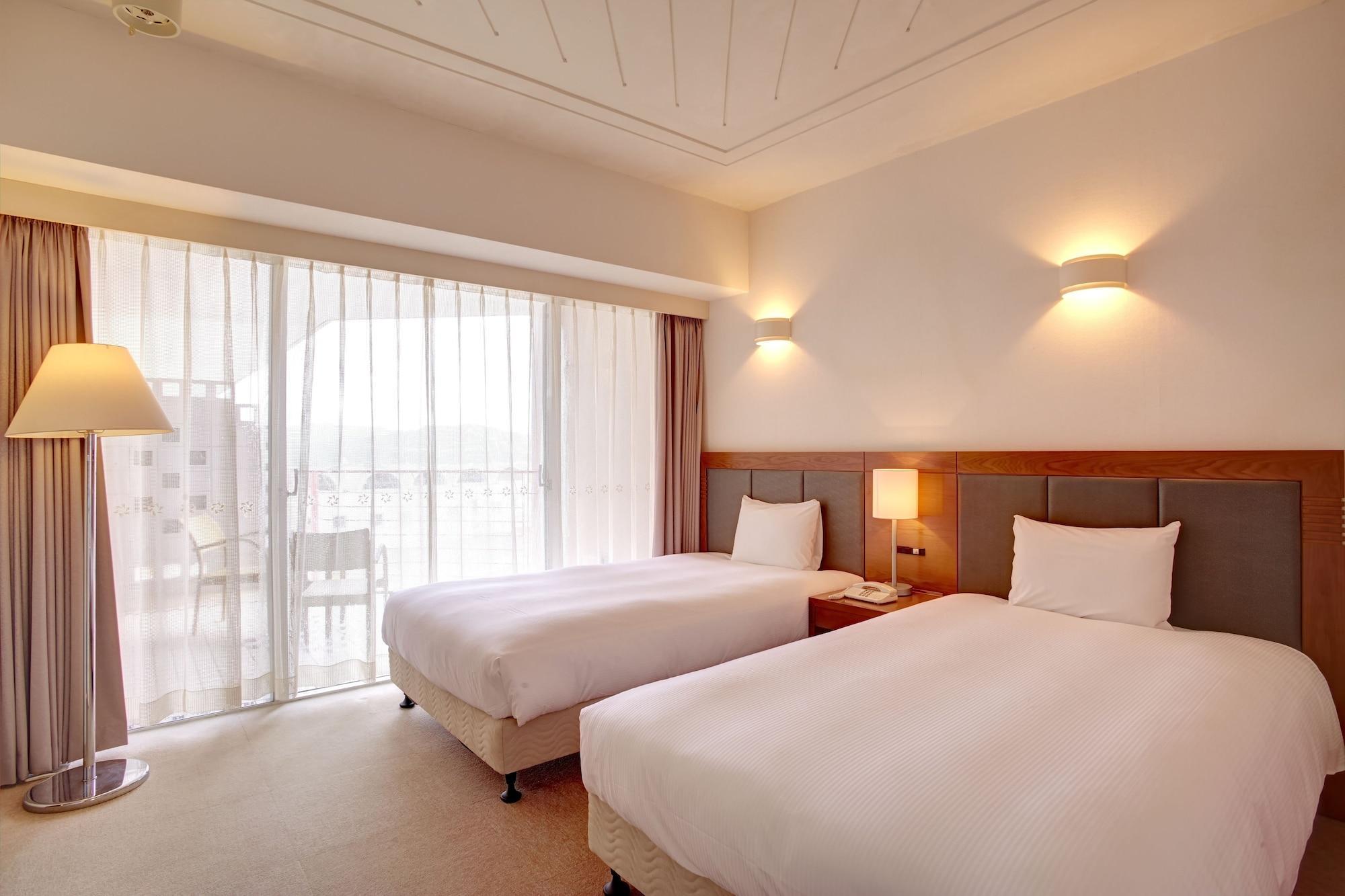 Hotel Mahaina Wellness Resorts Okinawa Buitenkant foto